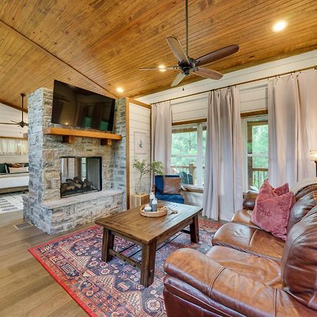 Tree-Lined Broken Bow Studio With Private Hot Tub! Exteriér fotografie